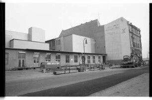 Kleinbildnegativ: Schneider-Opel, Dessauer Str. 2, 1982