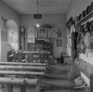 Freiberg. Stadt- und Bergbaumuseum, Bergmännische Betstube mit einem Orgelpositiv aus dem 17. Jh.
