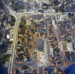 Bebauung um den Neumarkt von Gotha : Blickrichtung Osten