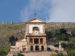 Kleine Kirche am Berg in Monreale
