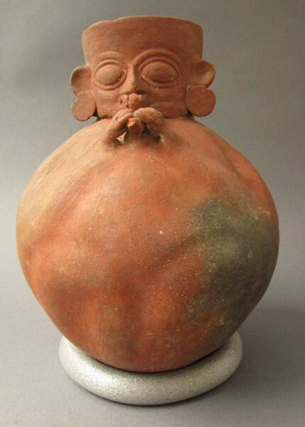 Clay vessel