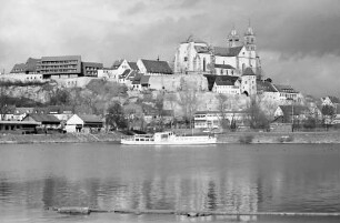 Neuf-Brisach: Münsterberg über den Rhein, mit Hotel