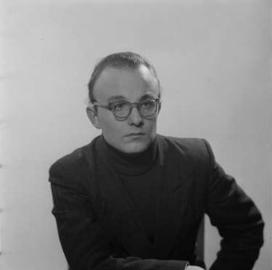 Porträtaufnahmen des Schauspielers Horst Schönemann : Porträt des Schauspielers Horst Schönemann