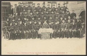 Ansichtskarte Gruppenbild Postamt 13, Alte Jacobstraße [2/2]