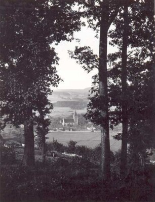 Blick auf die Kirche in Heiligenkirchen. Detmold. Heiligenkirchen