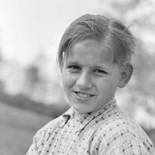 Porträt eines Jungen aus Burg-Kauper. : Portret hólčeca z Kupaŕskich Bórkowow.