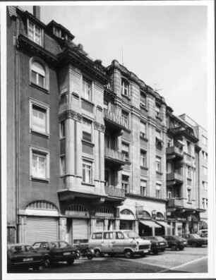Haus 'Weisse Lilie'; Frankfurt, Berger Straße 273, Berger Straße 275