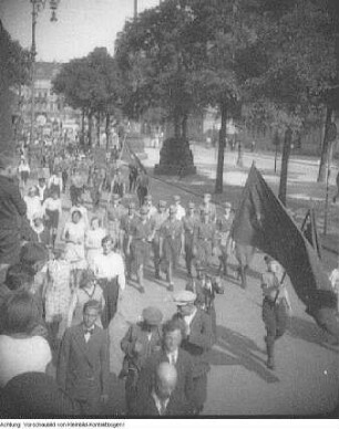 Aufnahmen vor 1933, Aufmärsche (Olfinger)