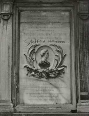 Denkmal für Carl Dietrich Lothar Graf von Hohenthal