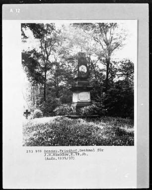 Denkmal für Johann Bernhard Basedow