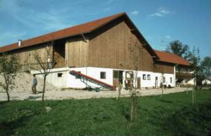 Fotografie: Betriebsgebäude, Stallsystem, Milchviehhaltung