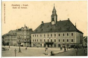 Annaberg. Marktplatz mit Rathaus