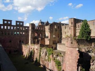 Heidelberg - Schlossruine : Die Schlossruine, aufgenommen in Heidelberg am 13. Juli 2010