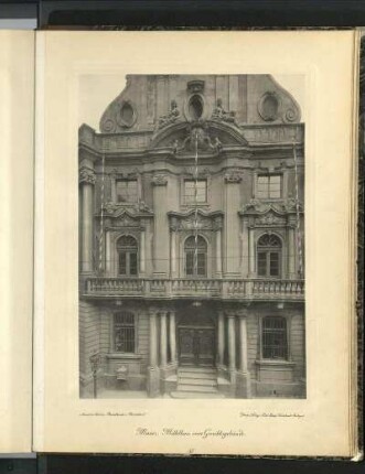 Mainz. Mittelbau vom Gerichtsgebäude