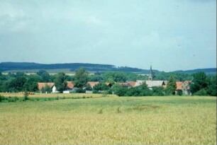 Blick auf den Ort, Landschaft