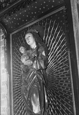 Güstrow, Pfarrkirche : Güstrow. Pfarrkirche St. Marien. Strahlenkranzmadonna