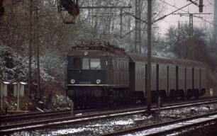 Kornwestheim Lok 118 025 E 3728 S-Osterburken B4yg-Wagen