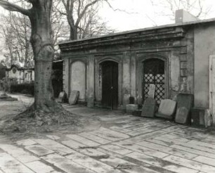 Dresden-Neustadt. Innerer Neustädter Friedhof. Gruftgebäude