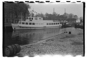 Aktivist (1942), Weiße Flotte, Stralsund
