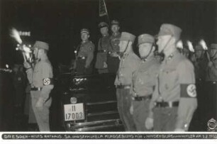 Dresden, Kundgebung von SA und Stahlhelm für Hindenburg und Hitler am 1. Feb. 1933 vor dem Neuen Rathaus