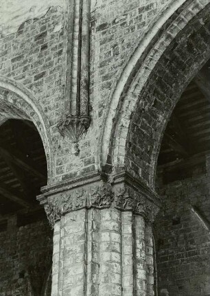Kloster Chorin, Pfeilerkapitell in der Klosterkirche