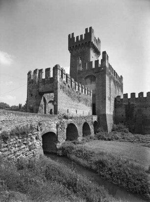 Rocca degli Alberi