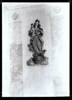 Pfarrkirche; Madonna um 1700, Holz