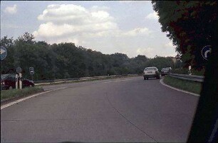 Ausfahrt aus Kreisel (Karlsruhe Richtung Freiburg) zu B31a (Umkirch Richtung Freiburg)