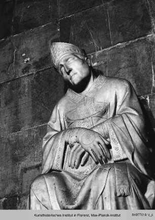 Grabmal des Bischofs Antonio d'Orso : Sitzfigur des Bischofs Antonio d'Orso