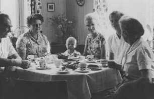 Familie Kunzmann zu Besuch bei Kurt Beck und Familie, 1. von links: Kurt Beck : Familie Kunzmann zu Besuch bei Kurt Beck und Familie
