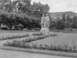 Bad Kissingen. Rosengarten. Boxberger-Neumann-Denkmal