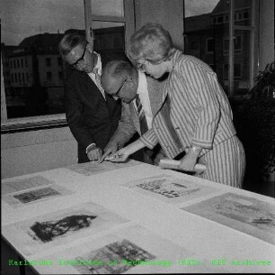 Eröffnung der Ausstellung "Formen und Farben der Atomwelt" des Kernforschungszentrums Karlsruhe (KfK)