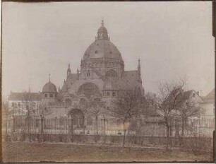 Blick von Süd-West auf die Synagoge, Eingangsportal. Dortmund, Am Hiltropwall