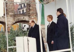 Dresden-Altstadt. Wiederaufbau des Taschenbergpalais, aufgenommen November 1992