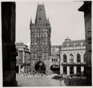 Das hunderttürmige Prag, Pulverturm, Torturm zwischen Alt- und Neustadt