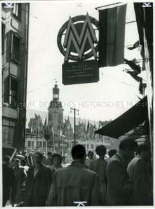 Leipzig während der Herbstmesse 1956