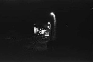 Istein: zwei Loks im Tunnel