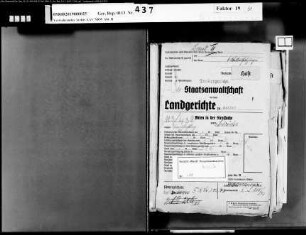 Beklagter: Schröder, Johann; Zeuge: Mertes, Johann; Zeuge: Jost, Bartolomäus; Zeuge: Küches, Hermann; Zeuge: Drömer, Anna-Margarethe, geb. Gilles; Zeuge: Girten, Hubert; Zeuge: Xheiet, Josef; Zeuge: Elsen, Leonard; Zeuge: Liebering, Johanna, geb. Brennig; Zeuge: Liebering, Thea; Zeuge: Küches, Katharina, geb. Grober: Schwarzschlachtung