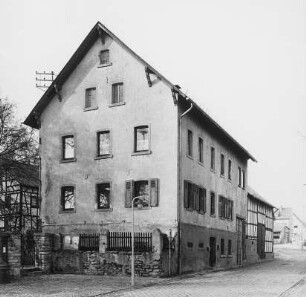 Beselich, Eckerstraße 12
