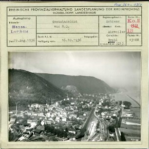 Brohl (Landkreis Ahrweiler, Gemeinde Bad Breisig), Gesamtansicht, Ortslage mit Rheinhöhen von Südosten