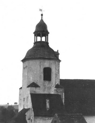 Oschatz-Schmorkau. Dorfkirche Schmorkau. Turm von Südwesten