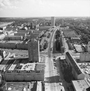 Karl-Marx-Straße in der Stadtmitte von Frankfurt/Oder : Blickrichtung Süden