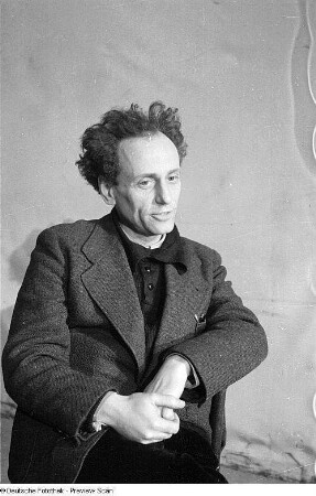 Porträtaufnahmen des Theaterregisseurs Boleslaw Barlog