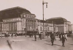 Leipzig, Hauptbahnhof, Blick auf das Empfangsgebäude