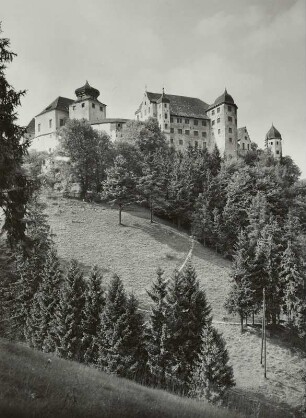Harburg. Burg. Ansicht von Südost