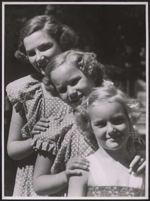 Gruppenportait von drei Mädchen