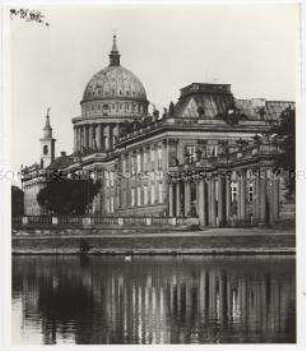 Das Stadtschloss Potsdam und die Nicolaikirche