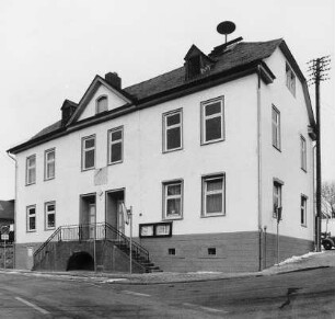 Alte Schule und Rathaus; Hünfelden, Oranienstraße 45