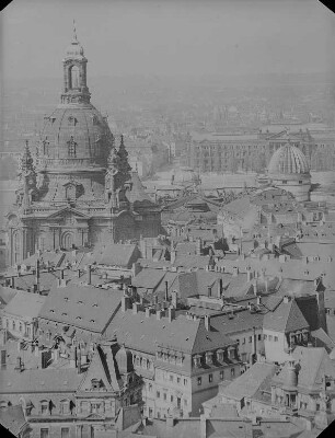Dresden. Blick vom Rathausturm nach Norden zur Frauenkirche