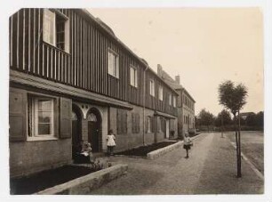 Reihenhäuser in der Lentze-Siedlung, Berlin-Wilmersdorf: Ansicht Misdroyer Strasse